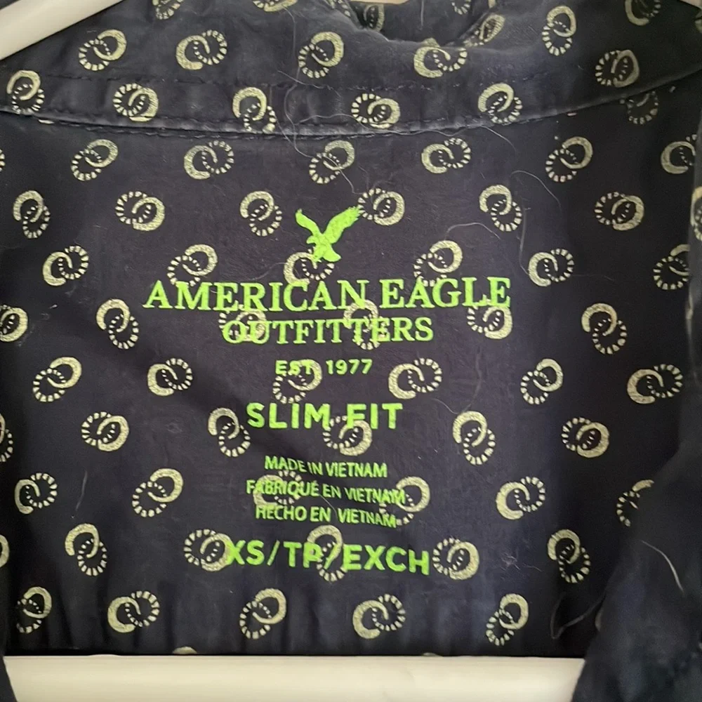 Patterned Short Sleeve Button Up - Picture 4 of 5